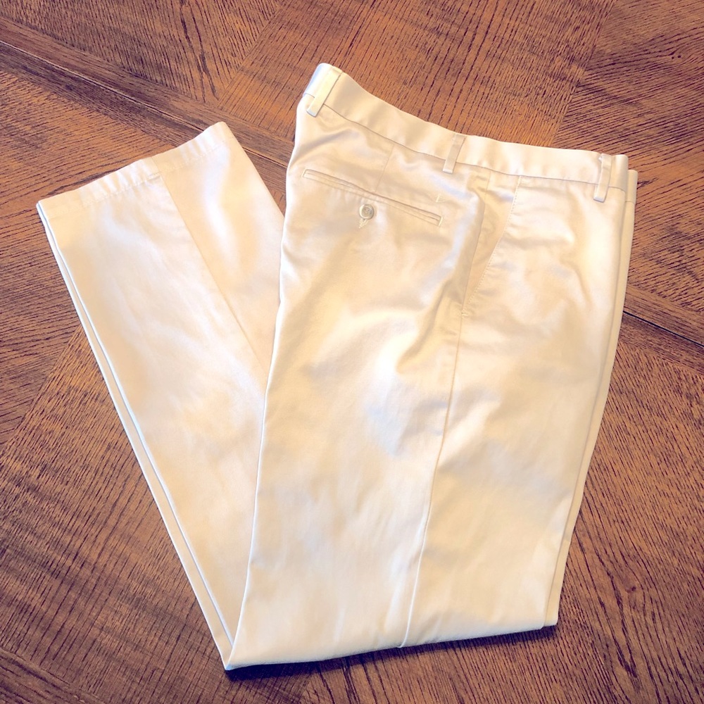 Men’s Dockers Signature Khaki Slacks